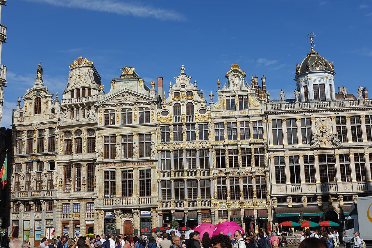 Façades dorées de la Grand-Place de Bruxelles